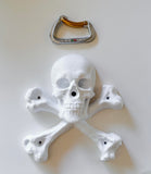 Skull and Crossbone Multi Grip Mega Hold
